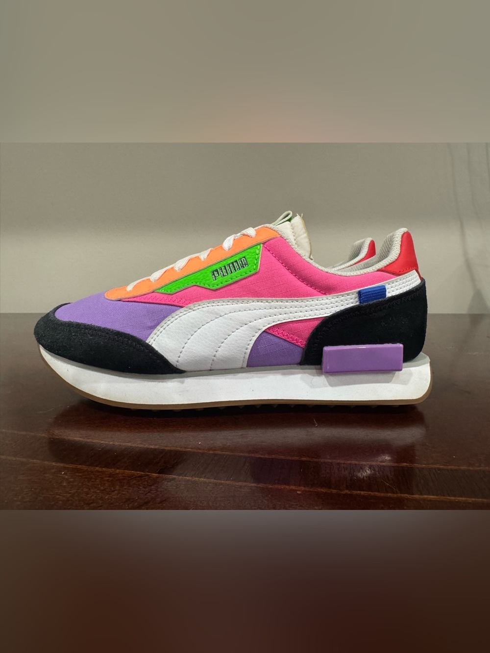 PUMA Future Rider Play On "Luminous Purple Fluo Pink" – Size 8.5